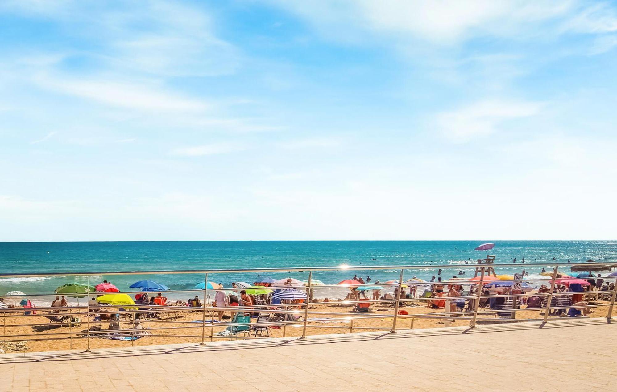 Amazing Apartment In Torrevieja With Kitchen Zewnętrze zdjęcie