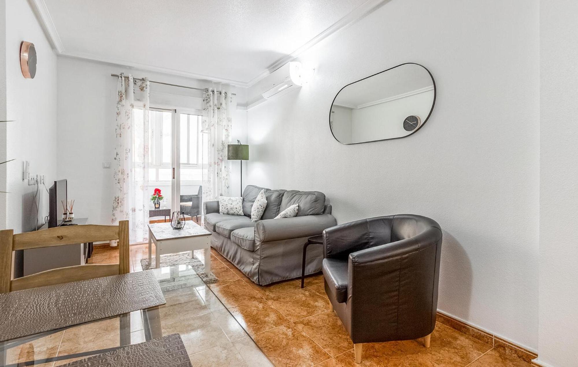 Amazing Apartment In Torrevieja With Kitchen Zewnętrze zdjęcie